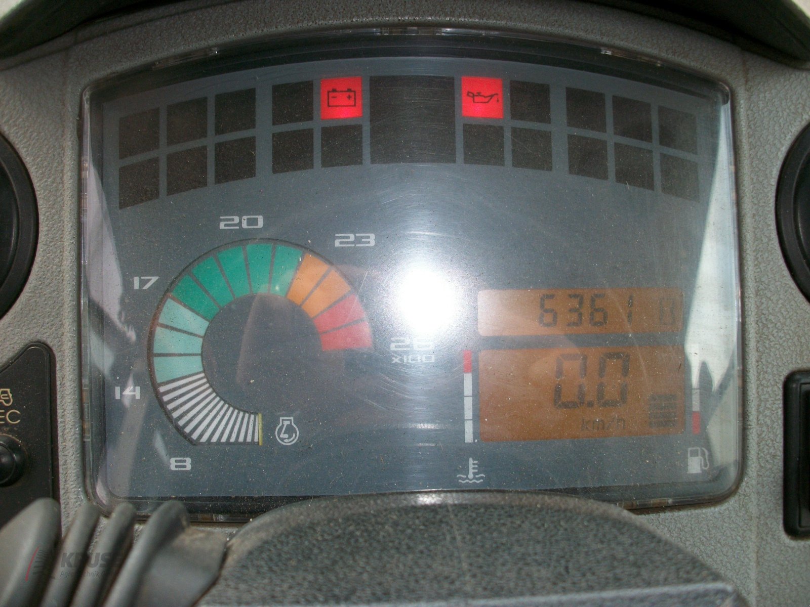 Traktor van het type CLAAS Ares 557 ATZ Comfort, Gebrauchtmaschine in Fürstenau (Foto 11)