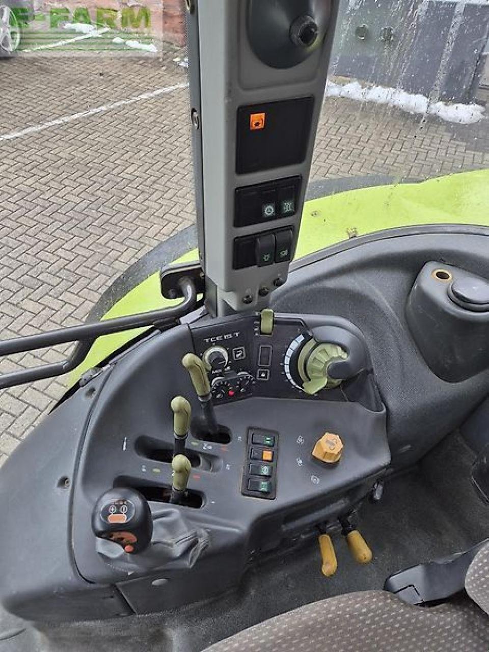 Traktor typu CLAAS ares 557 atz mit vorderachsfederung + fkh, nur 3750bh ATZ, Gebrauchtmaschine v WALDKAPPEL-BISCHHAUSEN (Obrázek 21)