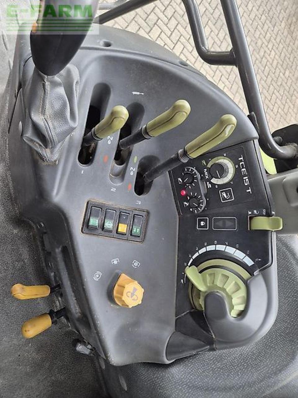 Traktor typu CLAAS ares 557 atz mit vorderachsfederung + fkh, nur 3750bh ATZ, Gebrauchtmaschine v WALDKAPPEL-BISCHHAUSEN (Obrázek 24)