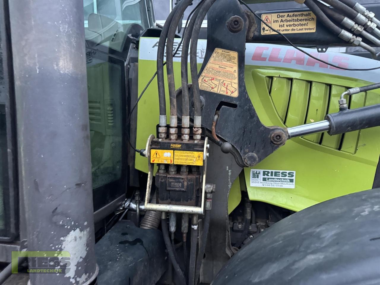 Traktor tipa CLAAS ARES 557 ATZ + Stoll F30 HDPM, Gebrauchtmaschine u Homberg/Ohm - Maulbach (Slika 8)