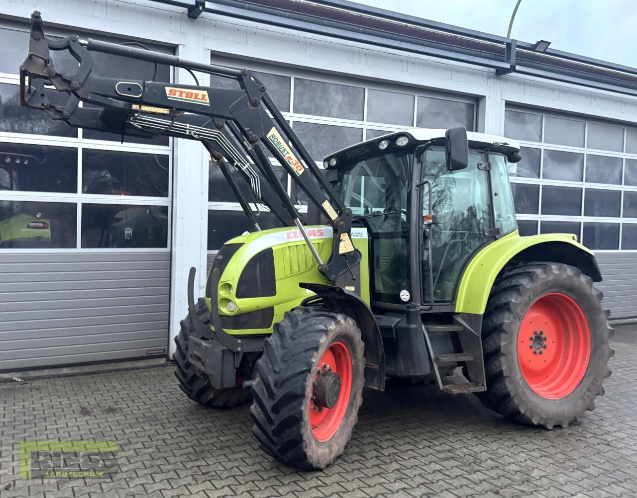 Traktor tipa CLAAS ARES 557 ATZ + Stoll F30 HDPM, Gebrauchtmaschine u Homberg/Ohm - Maulbach (Slika 16)