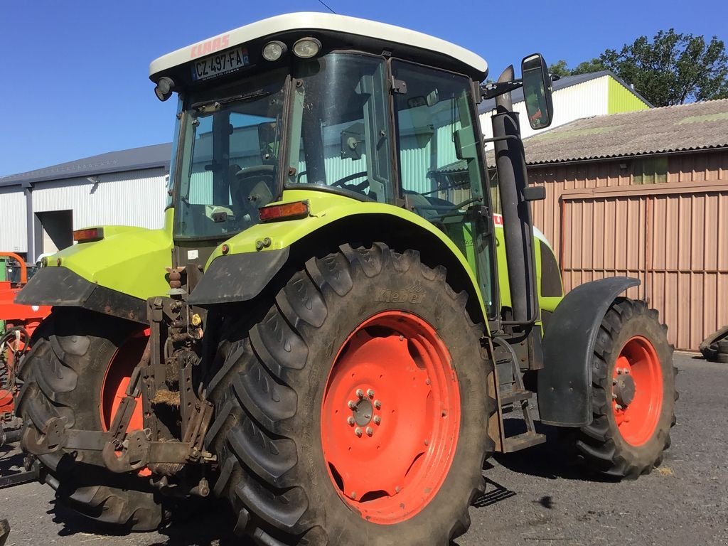 Traktor типа CLAAS ARES 557 ATZ, Gebrauchtmaschine в SAINTE GENEVIEVE SUR AGENCE (Фотография 3)