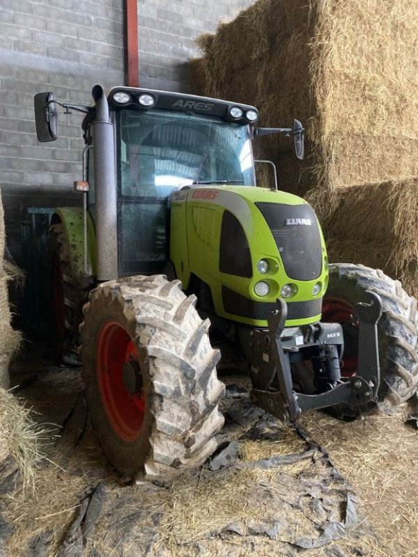 Traktor del tipo CLAAS ARES 557 ATZ, Gebrauchtmaschine In SAINTE GENEVIEVE SUR AGENCE (Immagine 2)