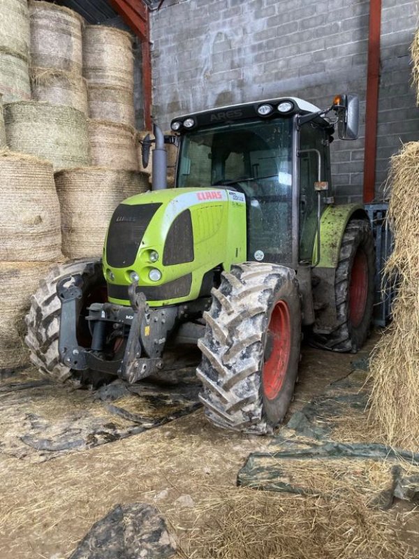 Traktor del tipo CLAAS ARES 557 ATZ, Gebrauchtmaschine In SAINTE GENEVIEVE SUR AGENCE (Immagine 1)