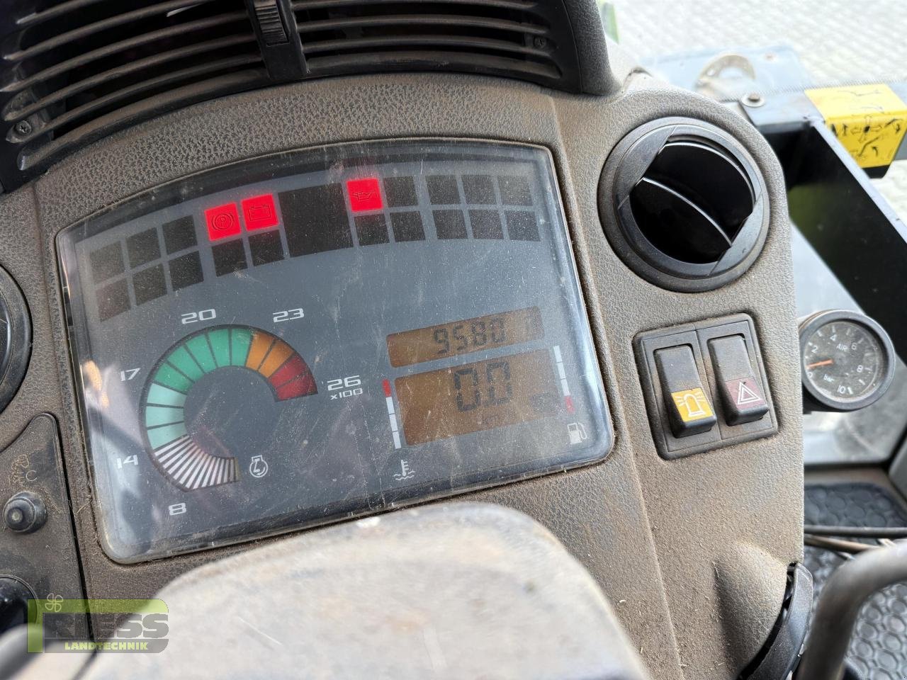 Traktor del tipo CLAAS ARES 557 ATZ, Gebrauchtmaschine en Homberg/Ohm - Maulbach (Imagen 12)