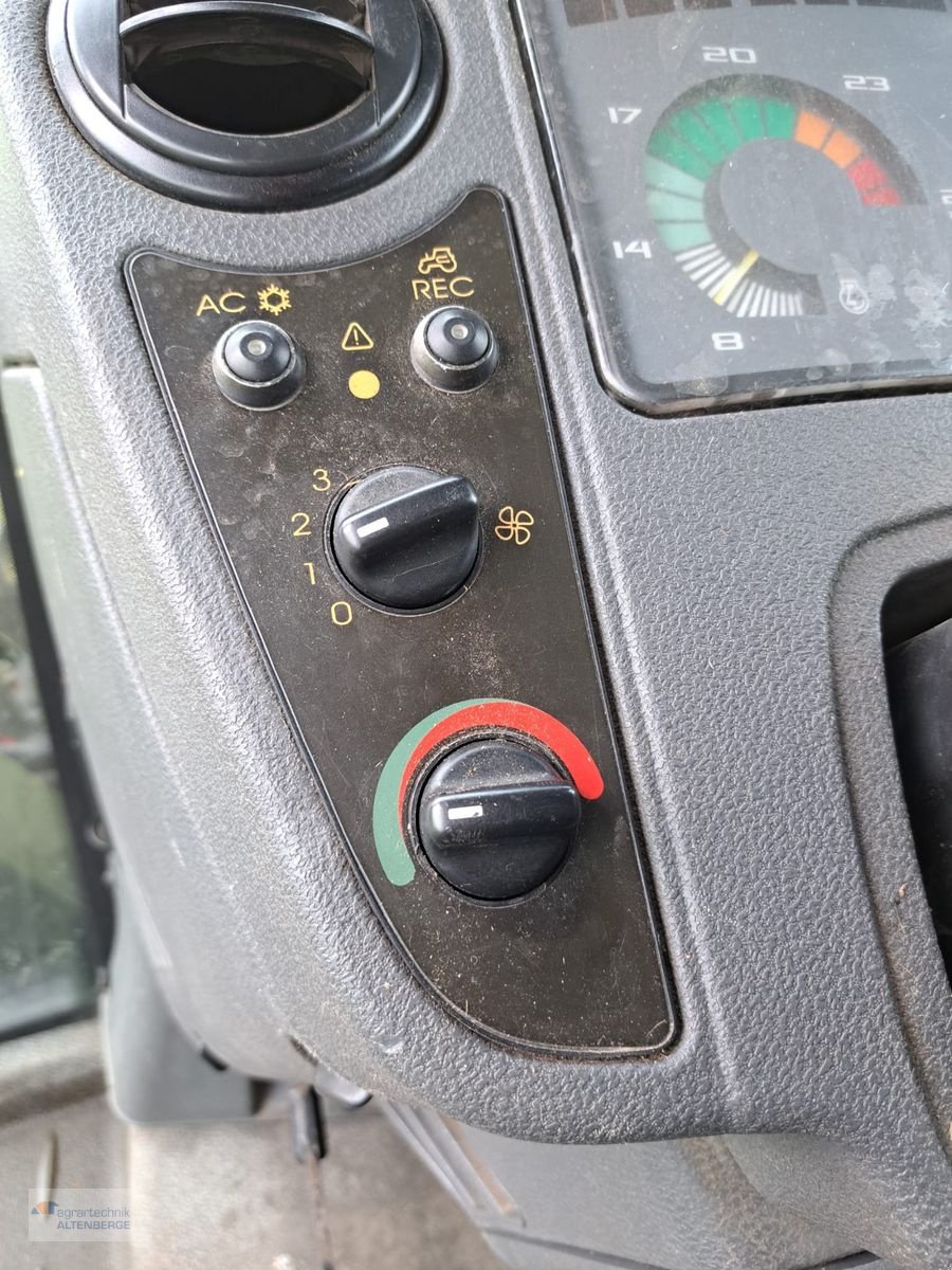 Traktor van het type CLAAS Ares 557 ATZ, Gebrauchtmaschine in Altenberge (Foto 13)