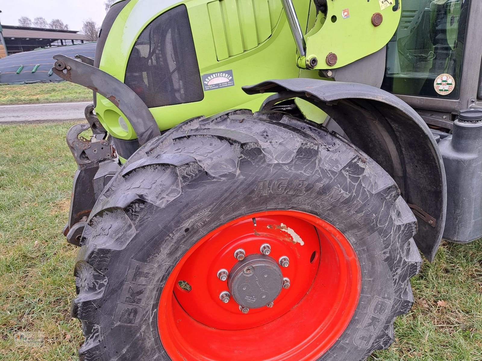Traktor van het type CLAAS Ares 557 ATZ, Gebrauchtmaschine in Altenberge (Foto 11)