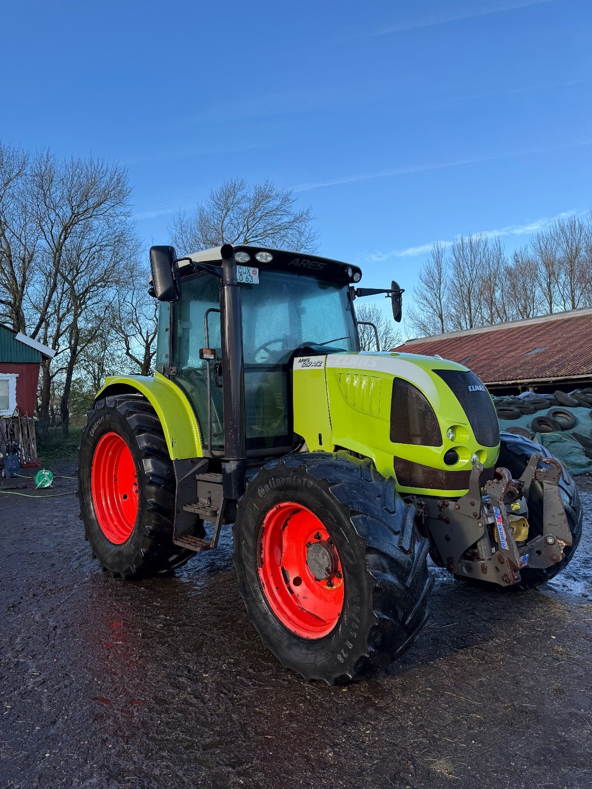 Traktor типа CLAAS Ares 557 ATZ, Gebrauchtmaschine в Otterndorf (Фотография 3)