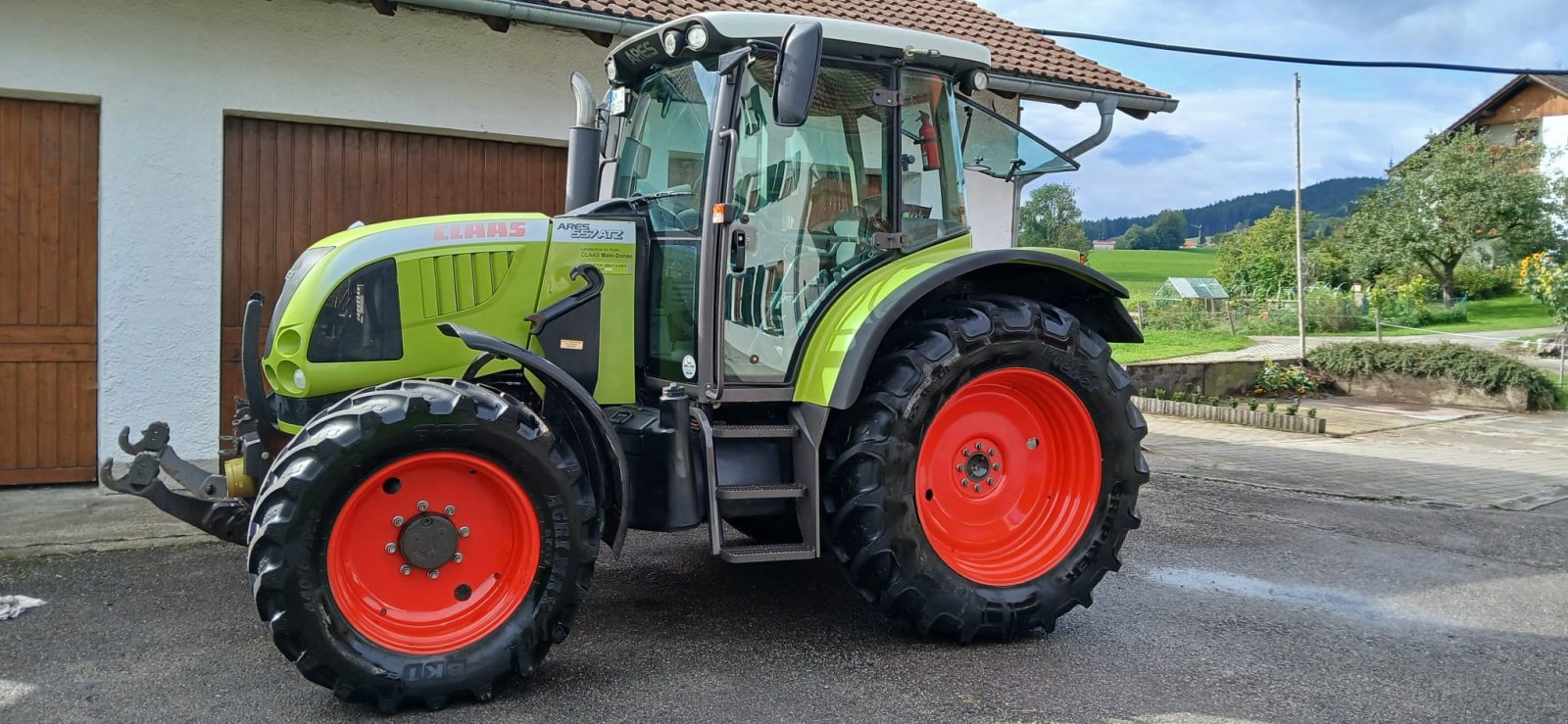 Traktor typu CLAAS Ares 557 ATZ, Gebrauchtmaschine v Burggen (Obrázek 1)