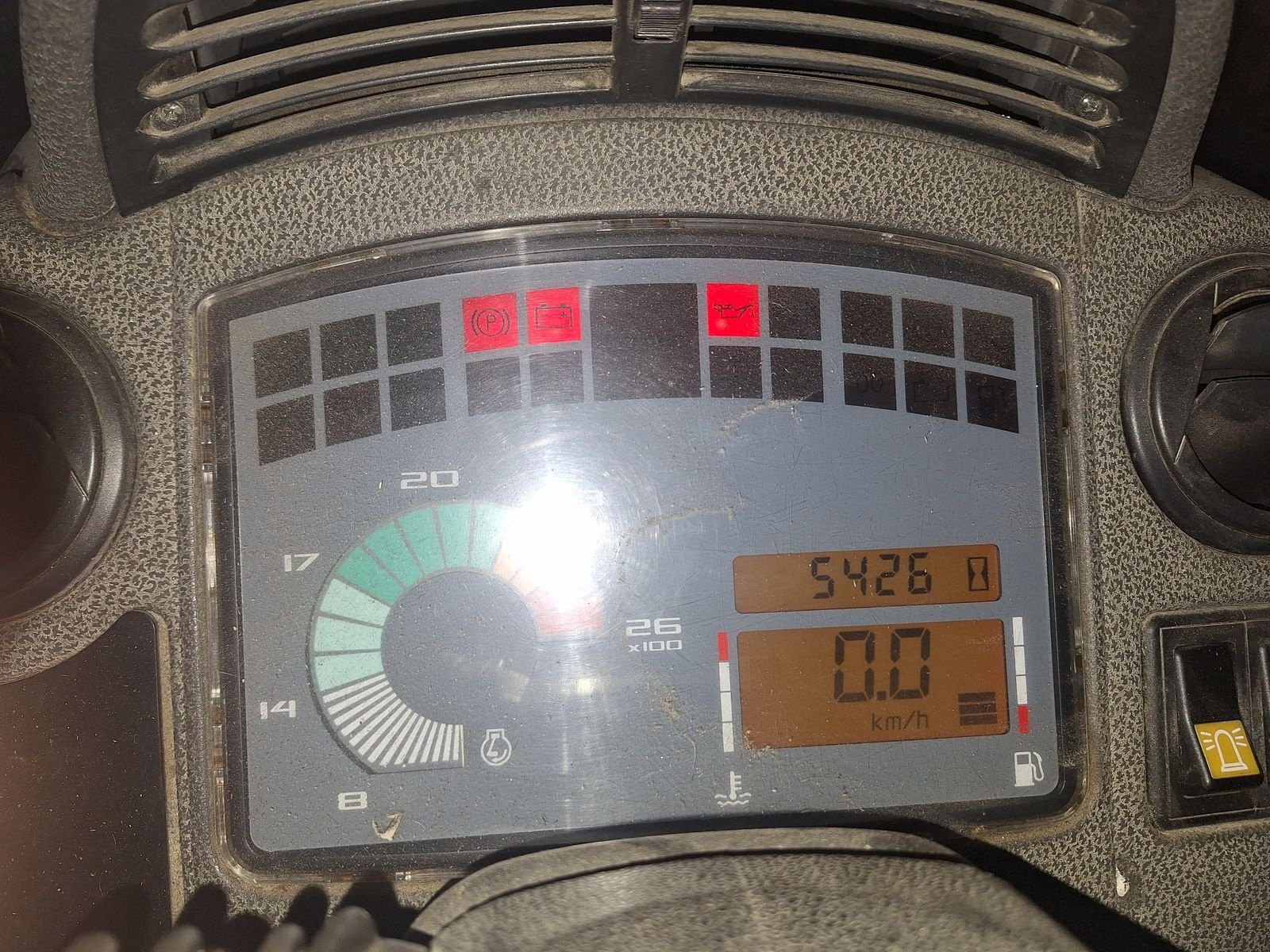 Traktor del tipo CLAAS Ares 567 ATZ, Gebrauchtmaschine en Burgkirchen (Imagen 6)