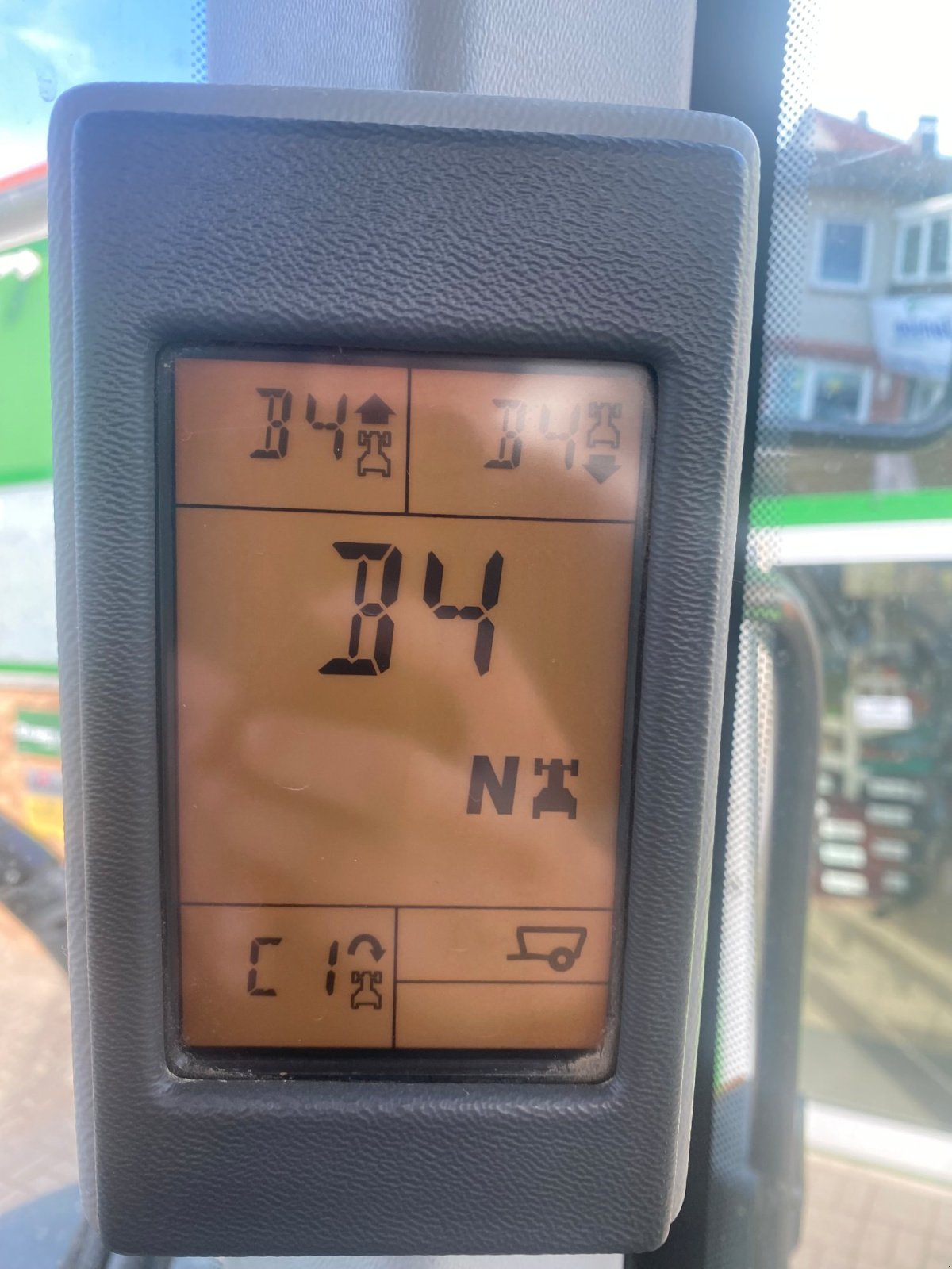 Traktor του τύπου CLAAS Ares 577 ATZ, Gebrauchtmaschine σε Diemelsee (Φωτογραφία 13)