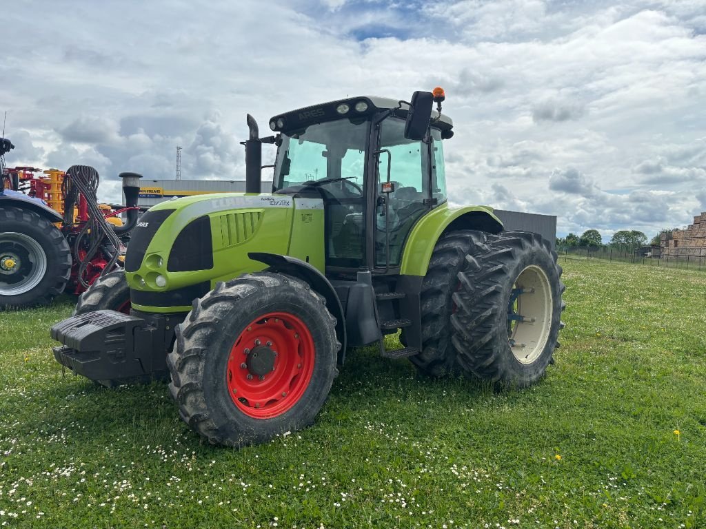 Traktor del tipo CLAAS ARES 617 ATZ, Gebrauchtmaschine In VERT TOULON (Immagine 1)
