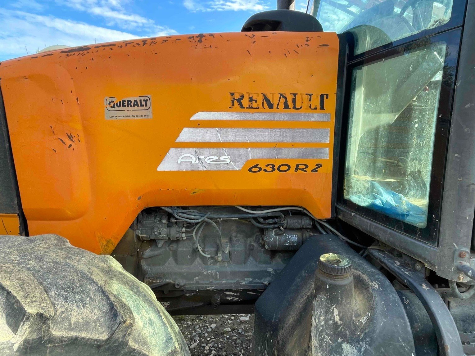 Traktor typu CLAAS ARES 630 RZ, Gebrauchtmaschine v ORLEIX (Obrázek 4)