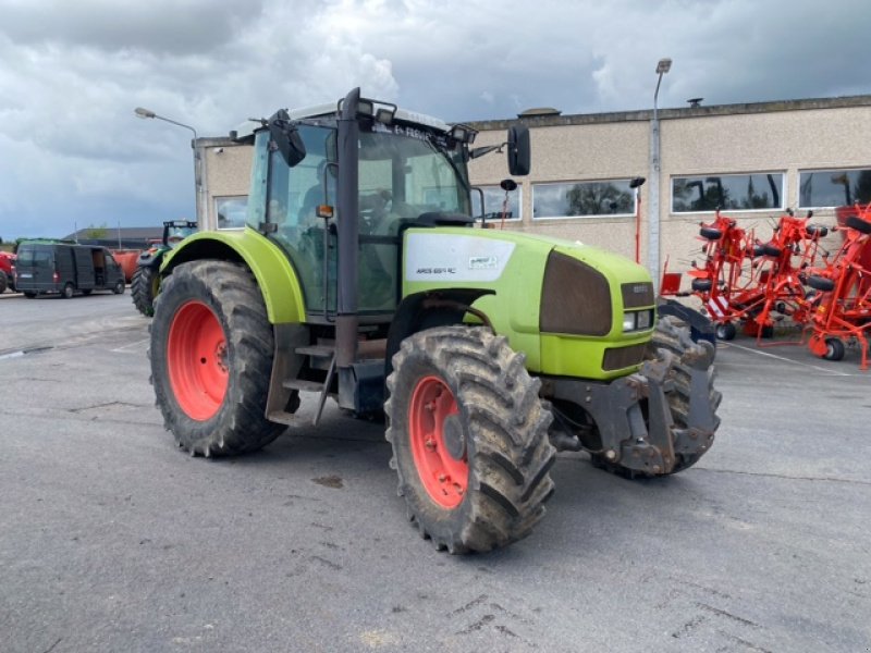 Traktor des Typs CLAAS ARES 656  RZ, Gebrauchtmaschine in Wargnies Le Grand (Bild 1)