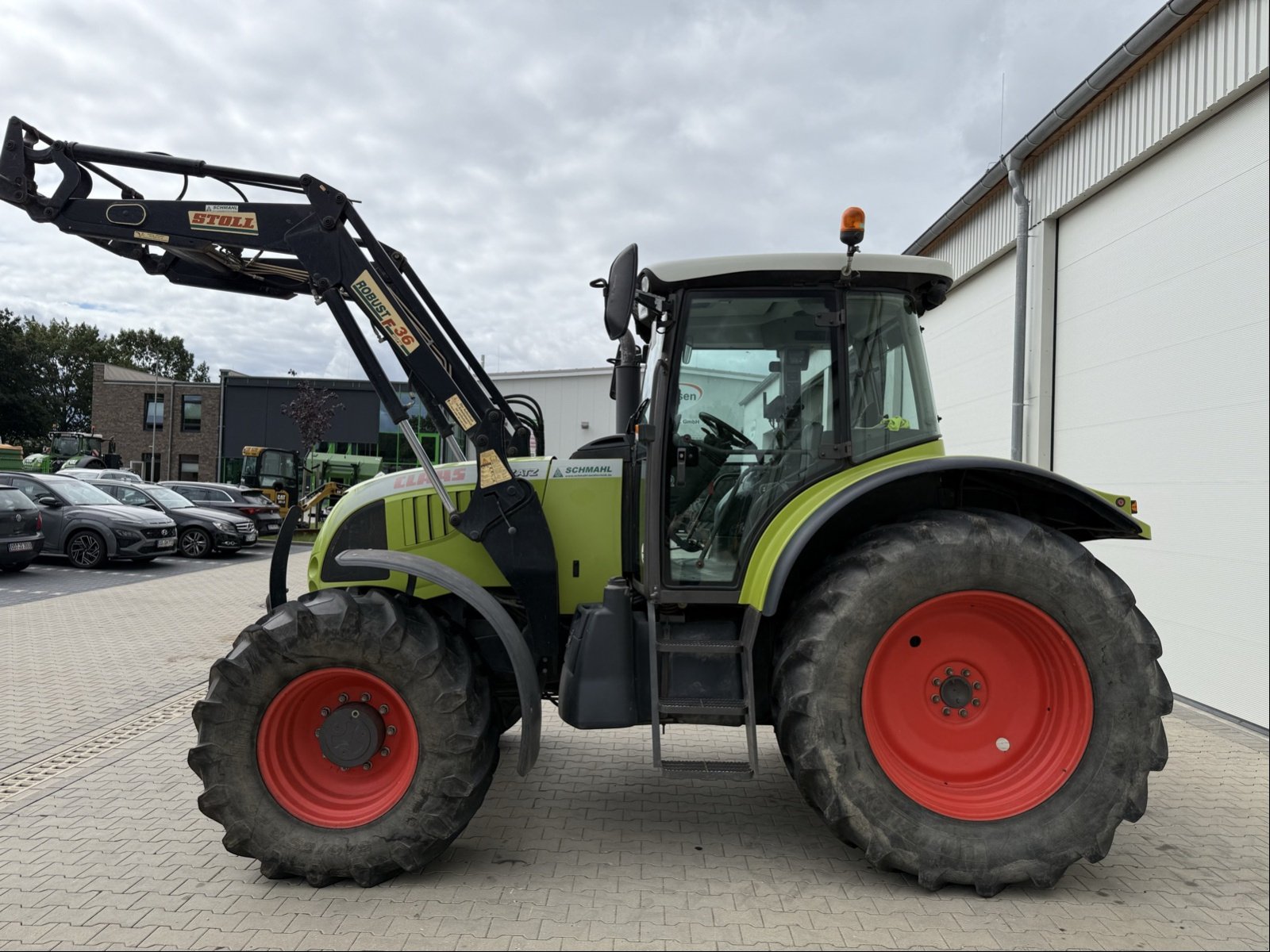 Traktor des Typs CLAAS Ares 657 ATZ, Gebrauchtmaschine in Elmenhorst-Lanken (Bild 5)