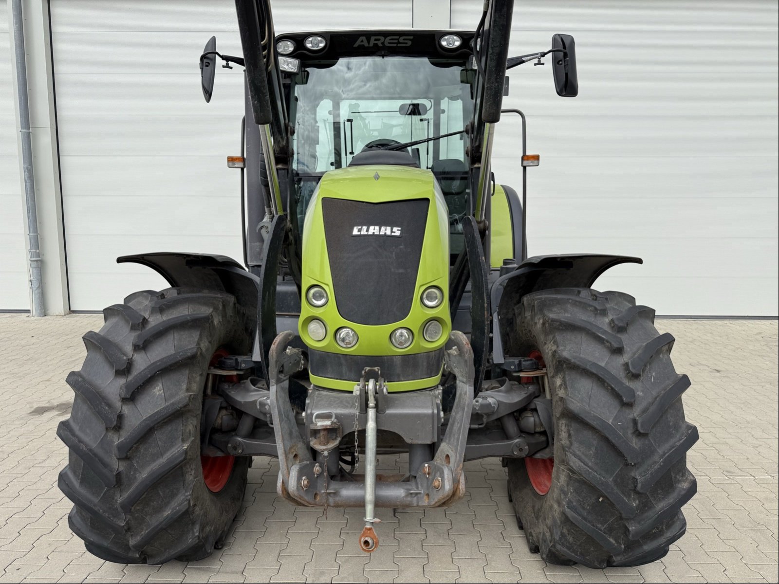 Traktor des Typs CLAAS Ares 657 ATZ, Gebrauchtmaschine in Elmenhorst-Lanken (Bild 8)