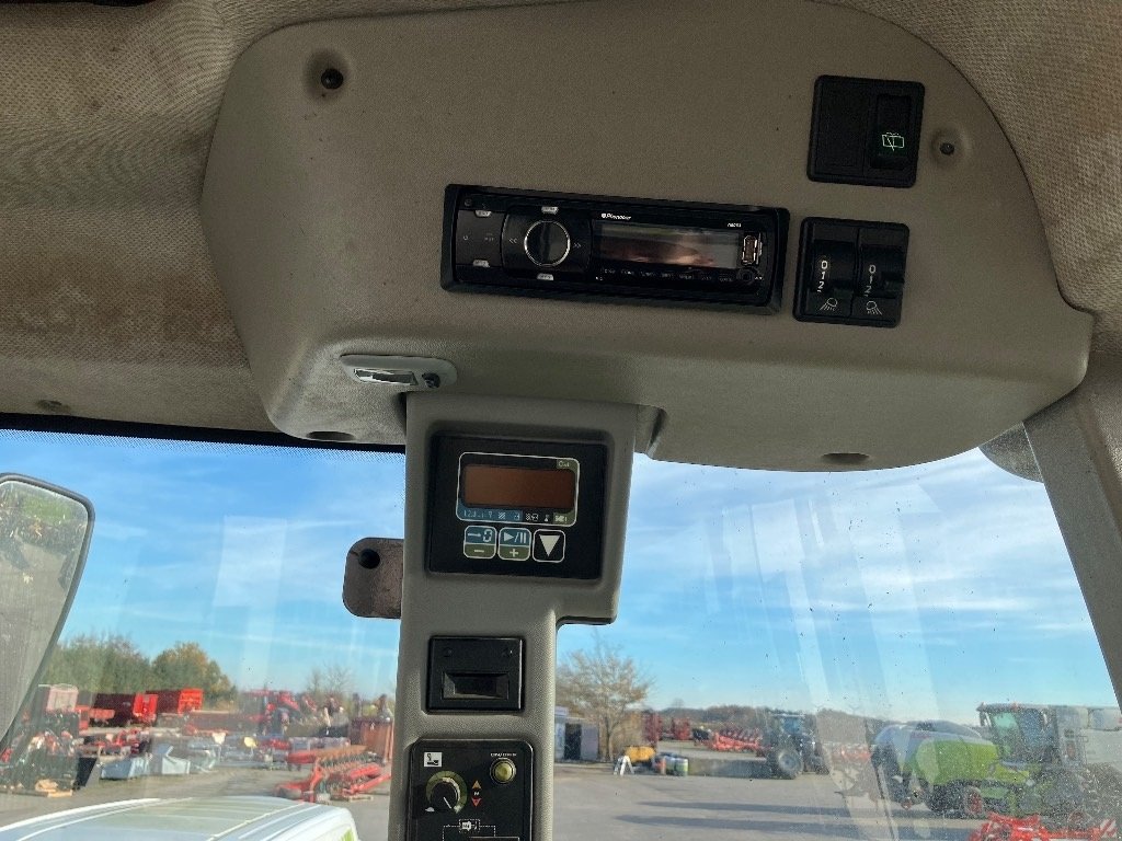 Traktor Türe ait CLAAS Ares 697 ATZ, Gebrauchtmaschine içinde Mern (resim 8)