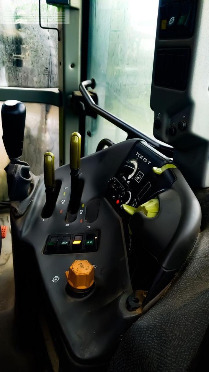 Traktor типа CLAAS Ares 697 ATZ, Gebrauchtmaschine в Hamburg (Фотография 17)