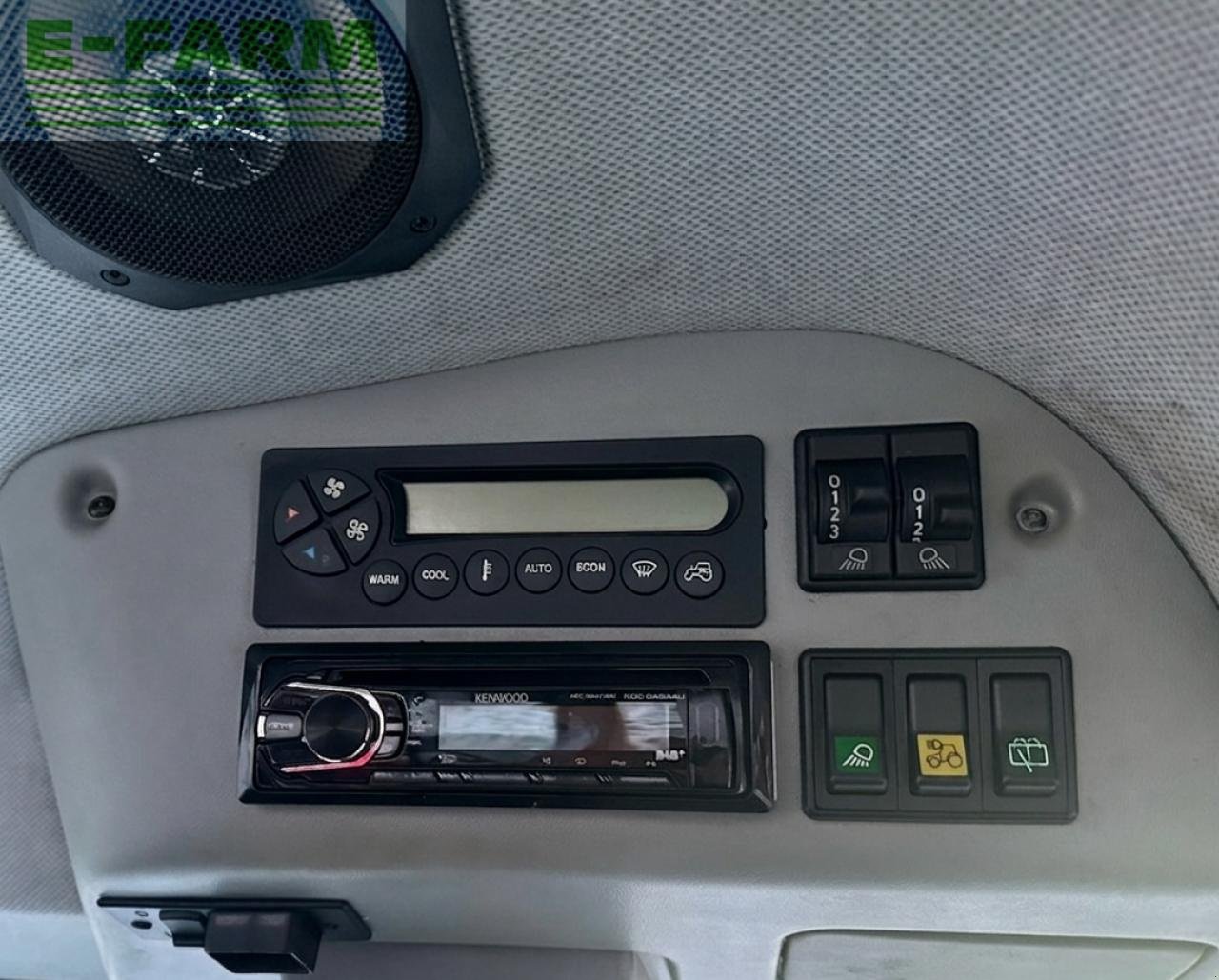 Traktor типа CLAAS Ares 697 ATZ, Gebrauchtmaschine в Hamburg (Фотография 8)