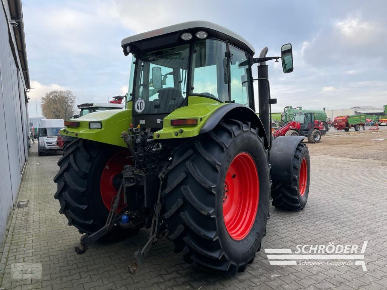 Traktor of the type CLAAS ARES 697 ATZ, Gebrauchtmaschine in Wildeshausen (Picture 3)