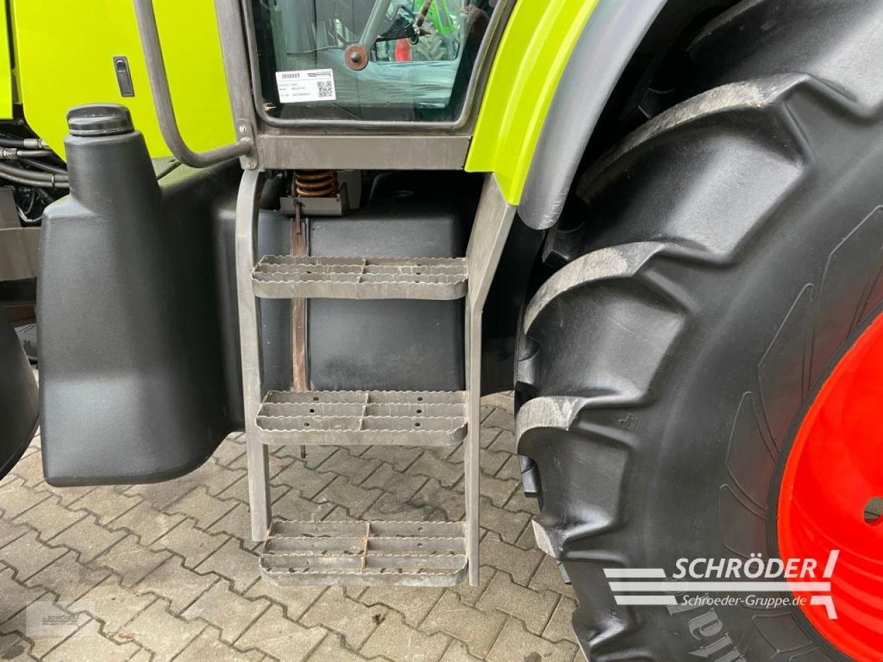 Traktor of the type CLAAS ARES 697 ATZ, Gebrauchtmaschine in Wildeshausen (Picture 15)