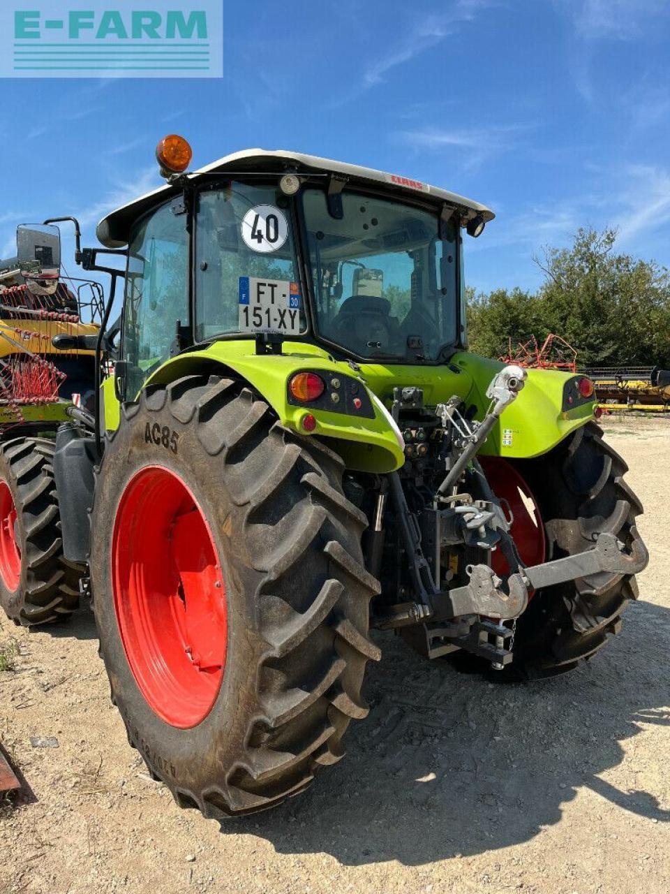 Traktor от тип CLAAS arion 410 classic tb, Gebrauchtmaschine в ST ANDIOL (Снимка 4)