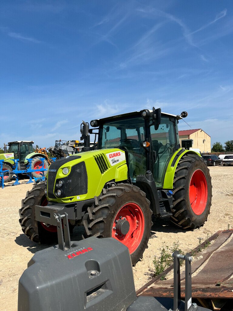 Traktor del tipo CLAAS ARION 410 CLASSIC TB, Gebrauchtmaschine en SAINT ANDIOL (Imagen 1)