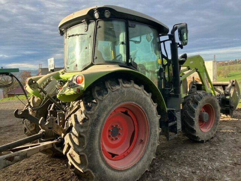 Traktor типа CLAAS ARION 410 SUR MESURE, Gebrauchtmaschine в Feurs (Фотография 3)
