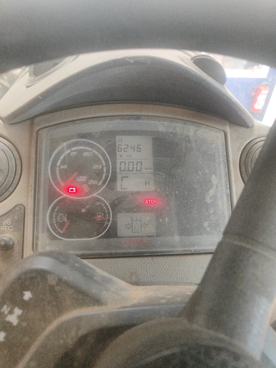 Traktor типа CLAAS ARION 410, Gebrauchtmaschine в Lérouville (Фотография 5)