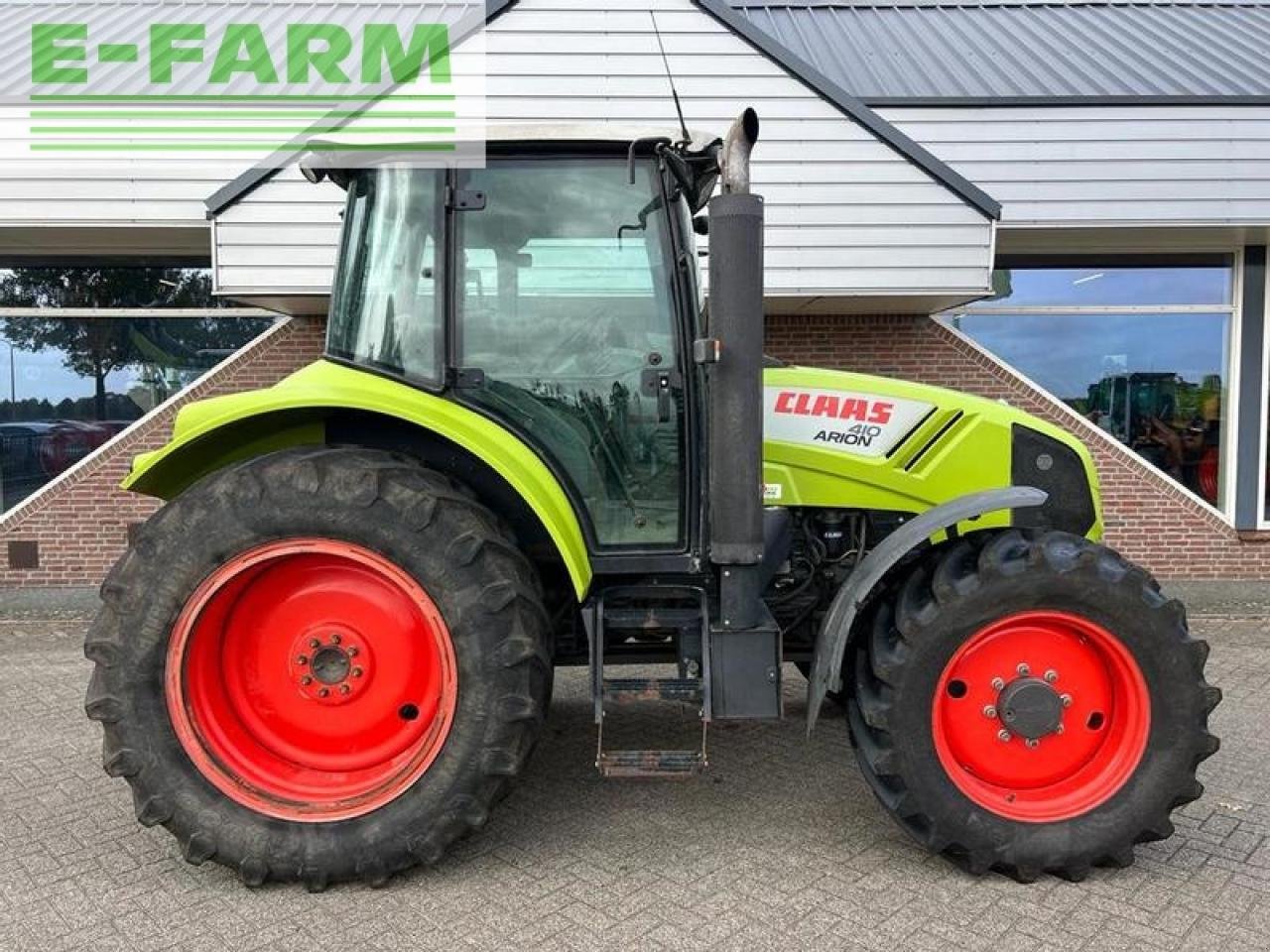 Traktor des Typs CLAAS arion 410, Gebrauchtmaschine in ag BROEKLAND (Bild 7)