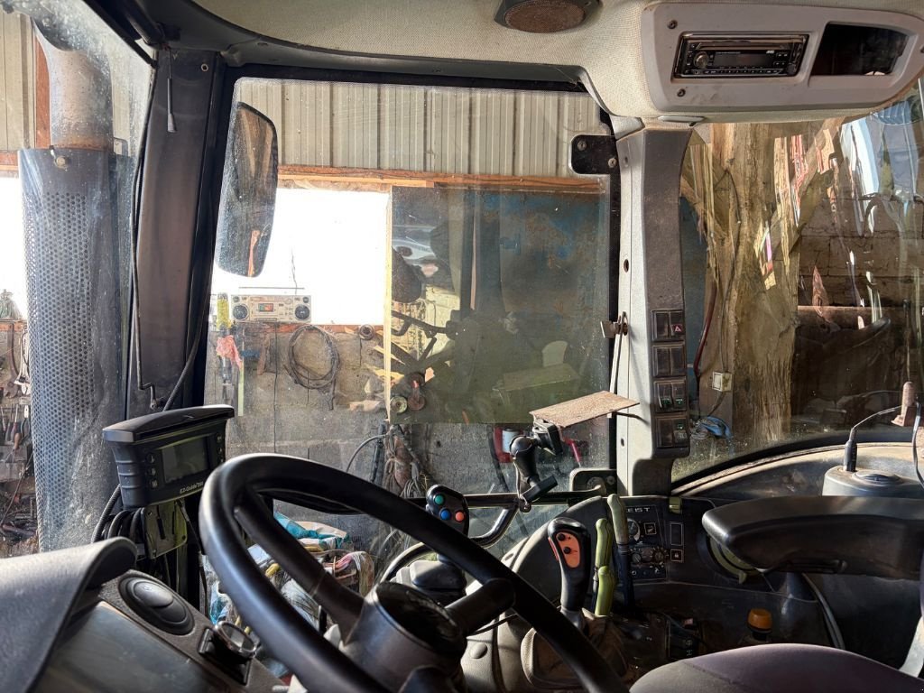 Traktor des Typs CLAAS ARION 410, Gebrauchtmaschine in SAINT JAMES (Bild 7)