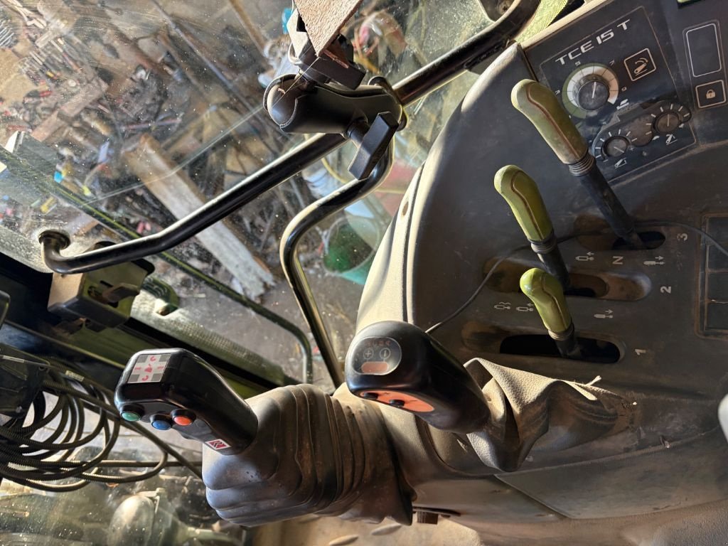 Traktor des Typs CLAAS ARION 410, Gebrauchtmaschine in SAINT JAMES (Bild 8)