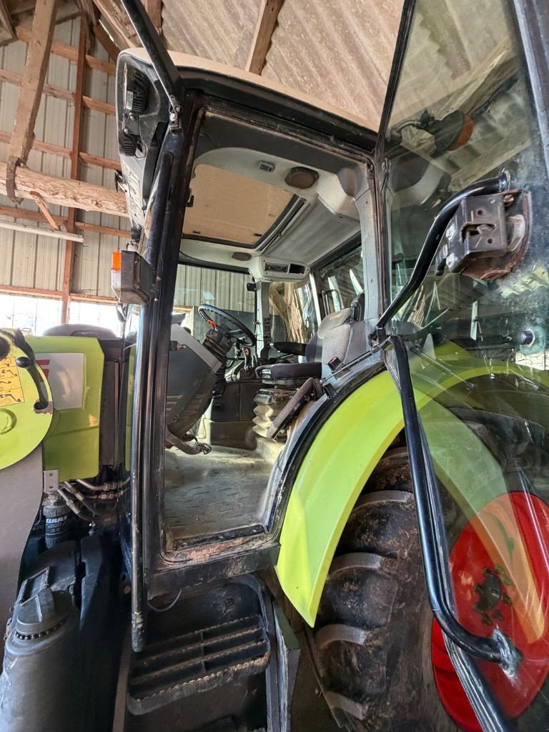 Traktor des Typs CLAAS ARION 410, Gebrauchtmaschine in SAINT JAMES (Bild 5)
