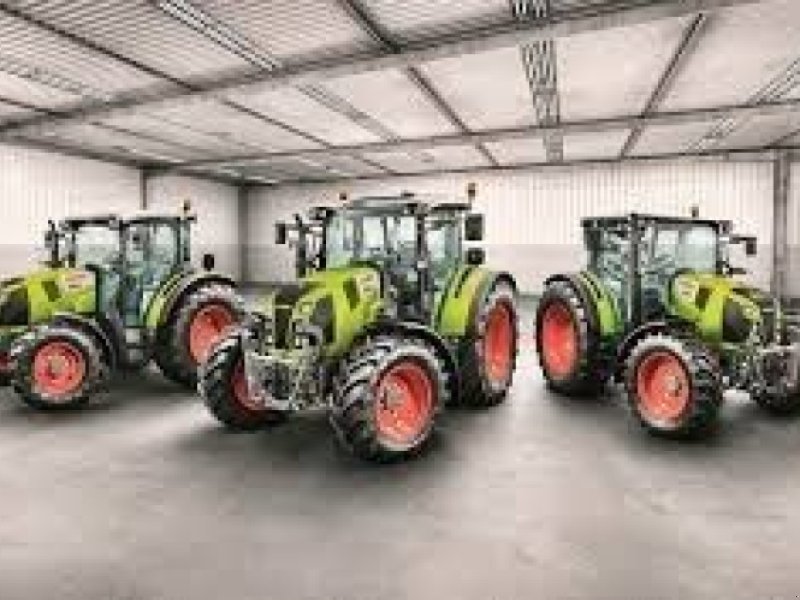 Traktor des Typs CLAAS ARION 410, Gebrauchtmaschine in PLOUIGNEAU