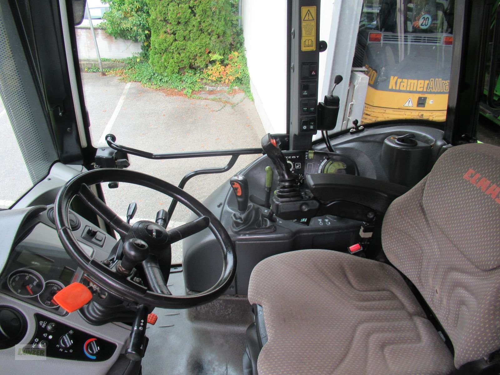 Traktor типа CLAAS Arion 410, Gebrauchtmaschine в Kaumberg (Фотография 10)