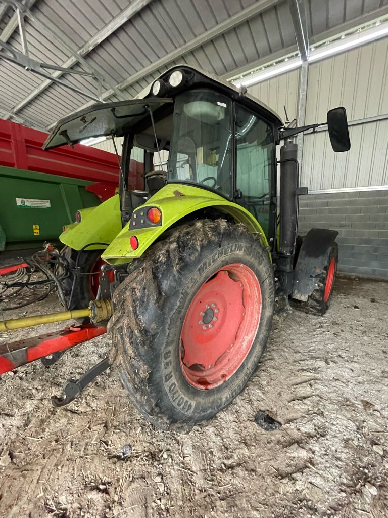 Traktor des Typs CLAAS ARION 420 C, Gebrauchtmaschine in Calmont (Bild 3)