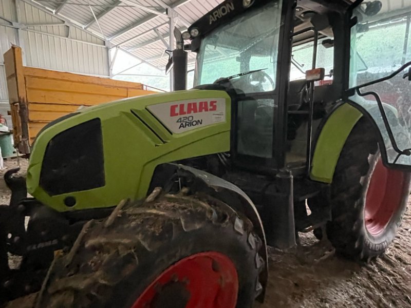 Traktor des Typs CLAAS ARION 420 C, Gebrauchtmaschine in Calmont (Bild 1)