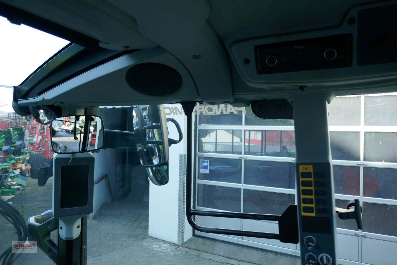 Traktor типа CLAAS Arion 420 CIS+, Gebrauchtmaschine в Dorfen (Фотография 13)