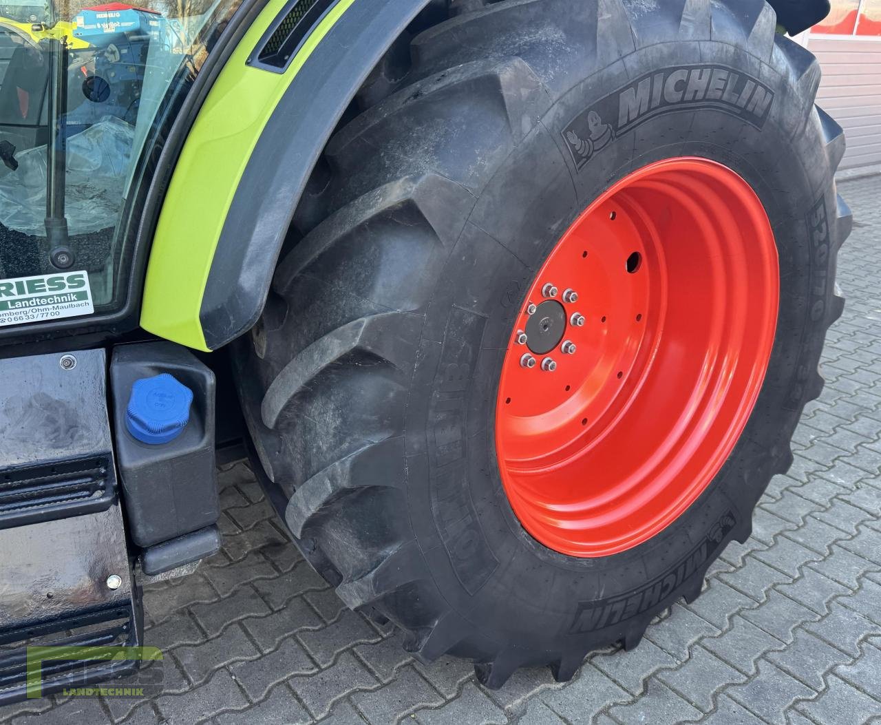 Traktor типа CLAAS ARION 420 CIS A32, Gebrauchtmaschine в Homberg/Ohm - Maulbach (Фотография 13)
