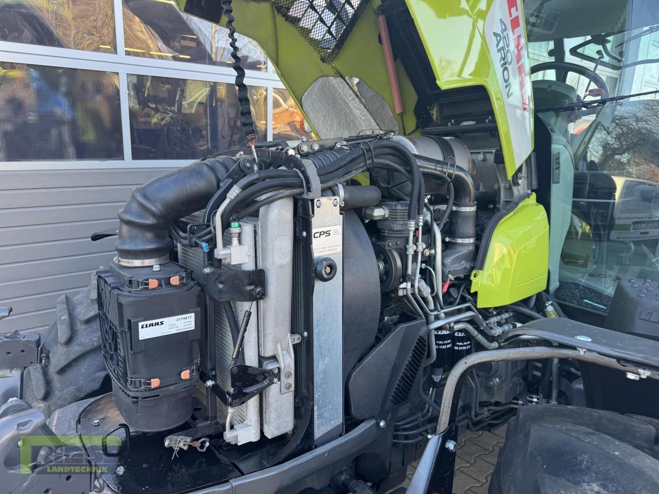 Traktor типа CLAAS ARION 420 CIS A32, Gebrauchtmaschine в Homberg/Ohm - Maulbach (Фотография 14)