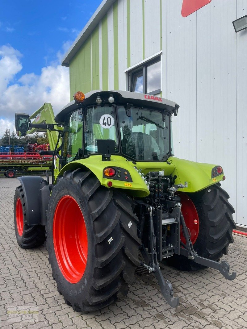 Traktor van het type CLAAS ARION 420 CIS + FL 100 Frontlader, Neumaschine in Mühlengeez (Foto 4)