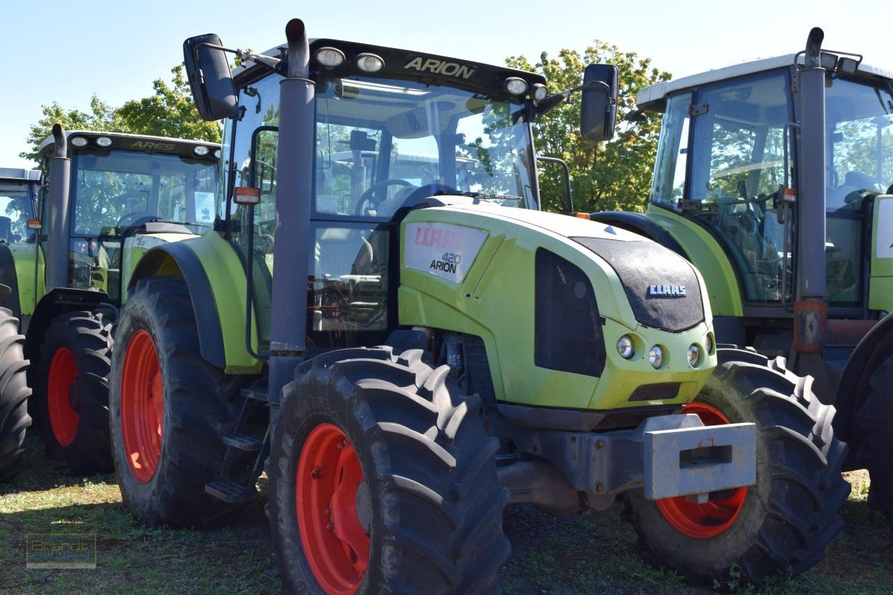 Traktor от тип CLAAS Arion 420 CIS, Gebrauchtmaschine в Oyten (Снимка 2)