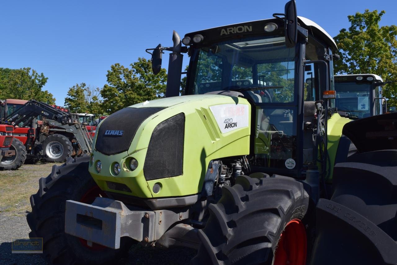 Traktor от тип CLAAS Arion 420 CIS, Gebrauchtmaschine в Oyten (Снимка 3)