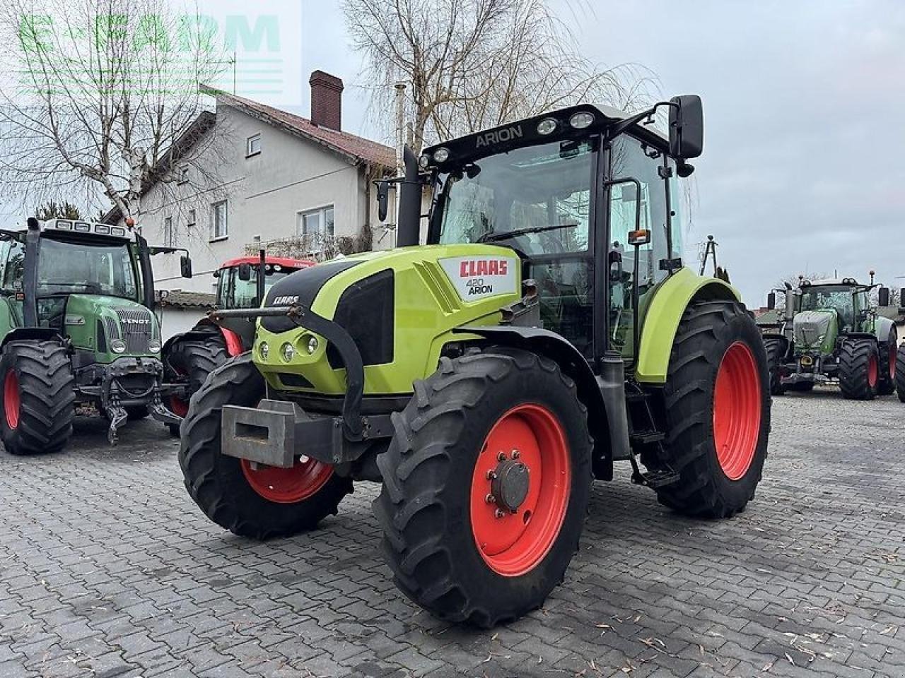 Traktor des Typs CLAAS arion 420 cis, Gebrauchtmaschine in DAMAS?AWEK (Bild 1)