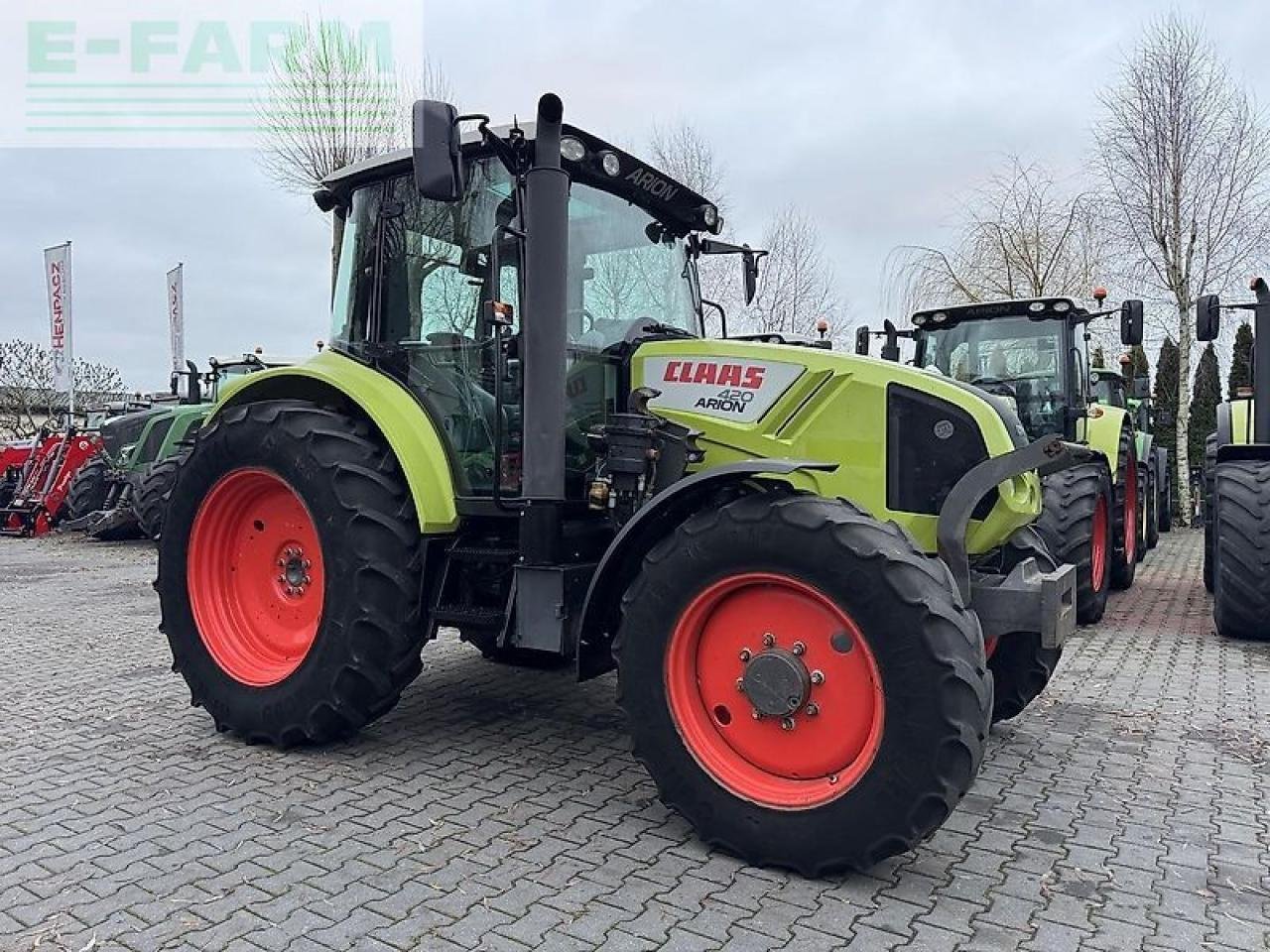 Traktor des Typs CLAAS arion 420 cis, Gebrauchtmaschine in DAMAS?AWEK (Bild 4)