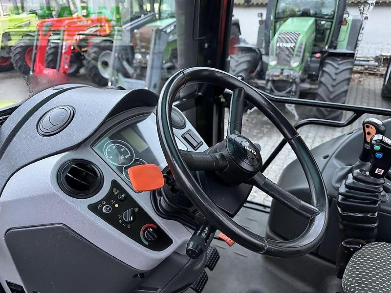 Traktor des Typs CLAAS arion 420 cis, Gebrauchtmaschine in DAMAS?AWEK (Bild 13)