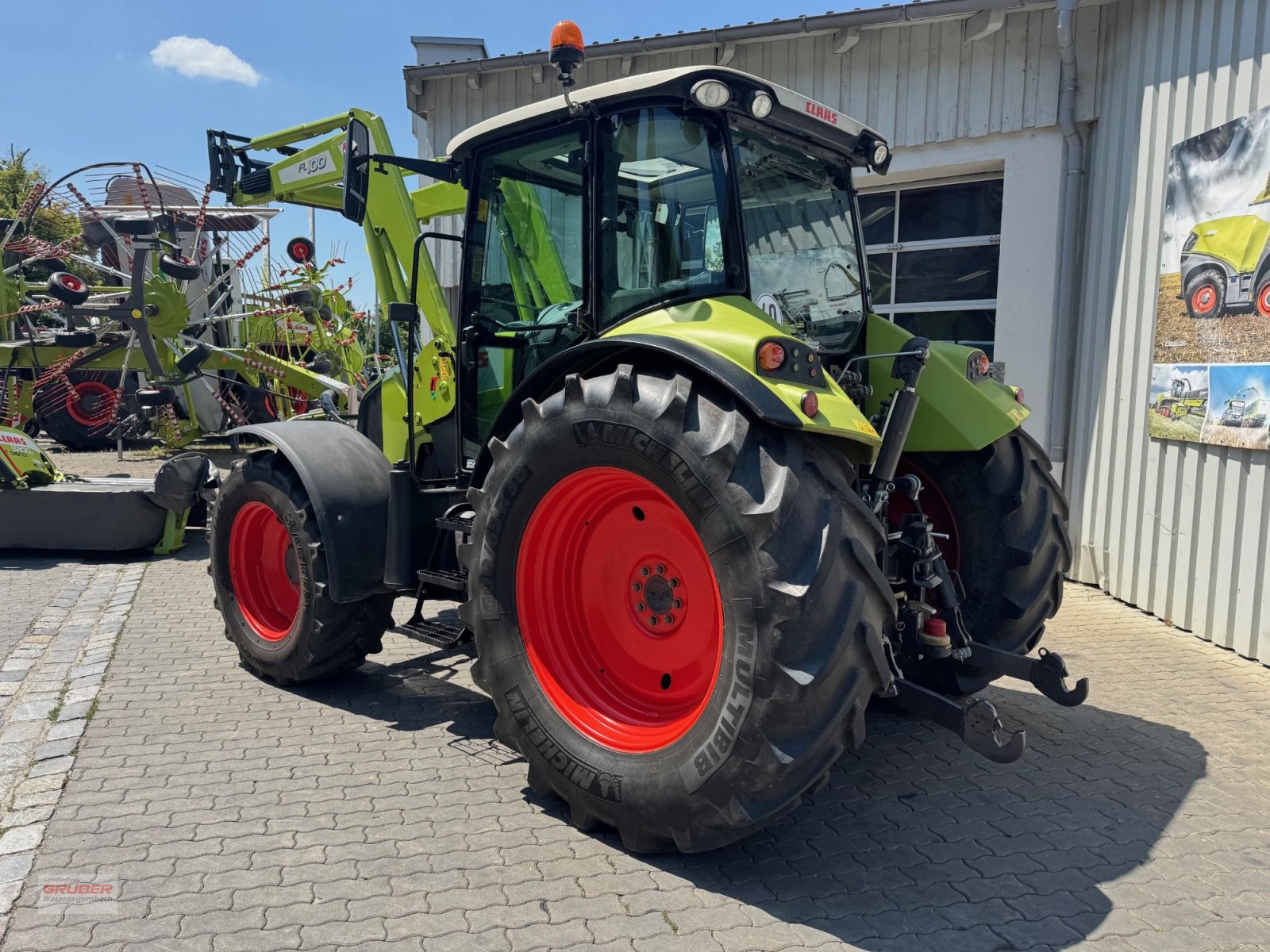 Traktor типа CLAAS Arion 420 CIS, Gebrauchtmaschine в Dorfen (Фотография 8)