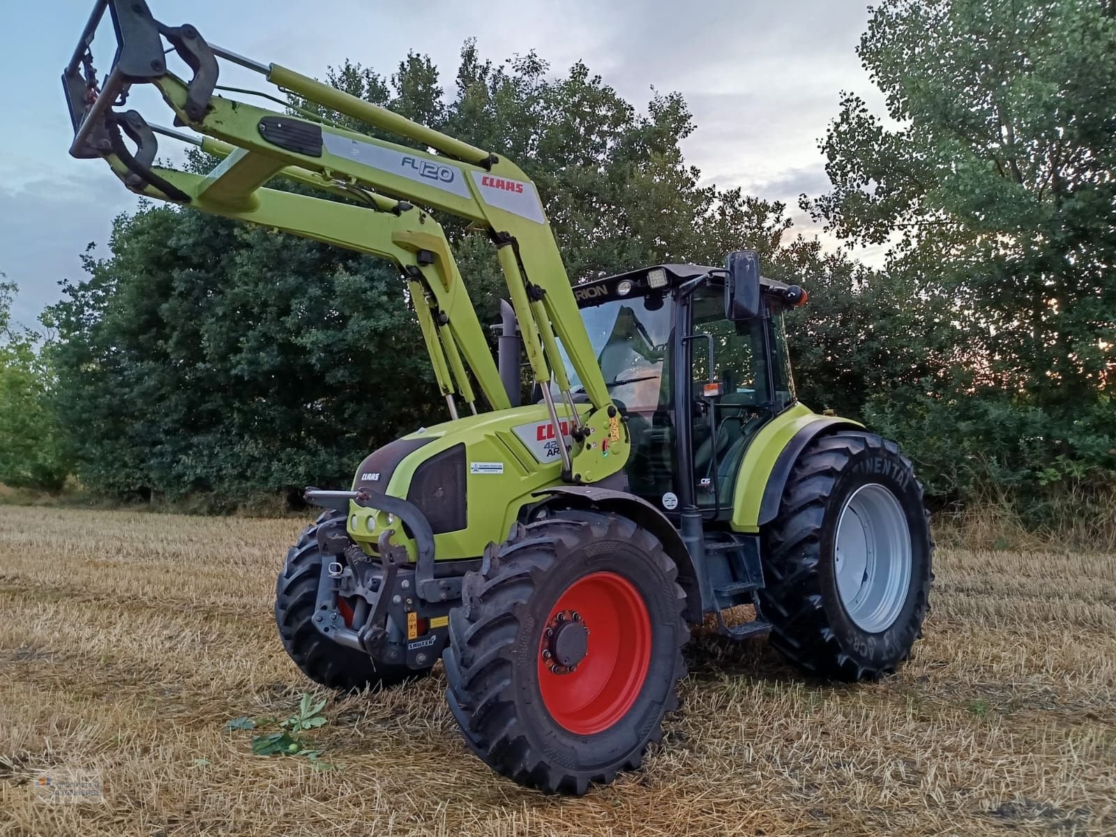 Traktor of the type CLAAS Arion 420 CIS, Gebrauchtmaschine in Altenberge (Picture 1)