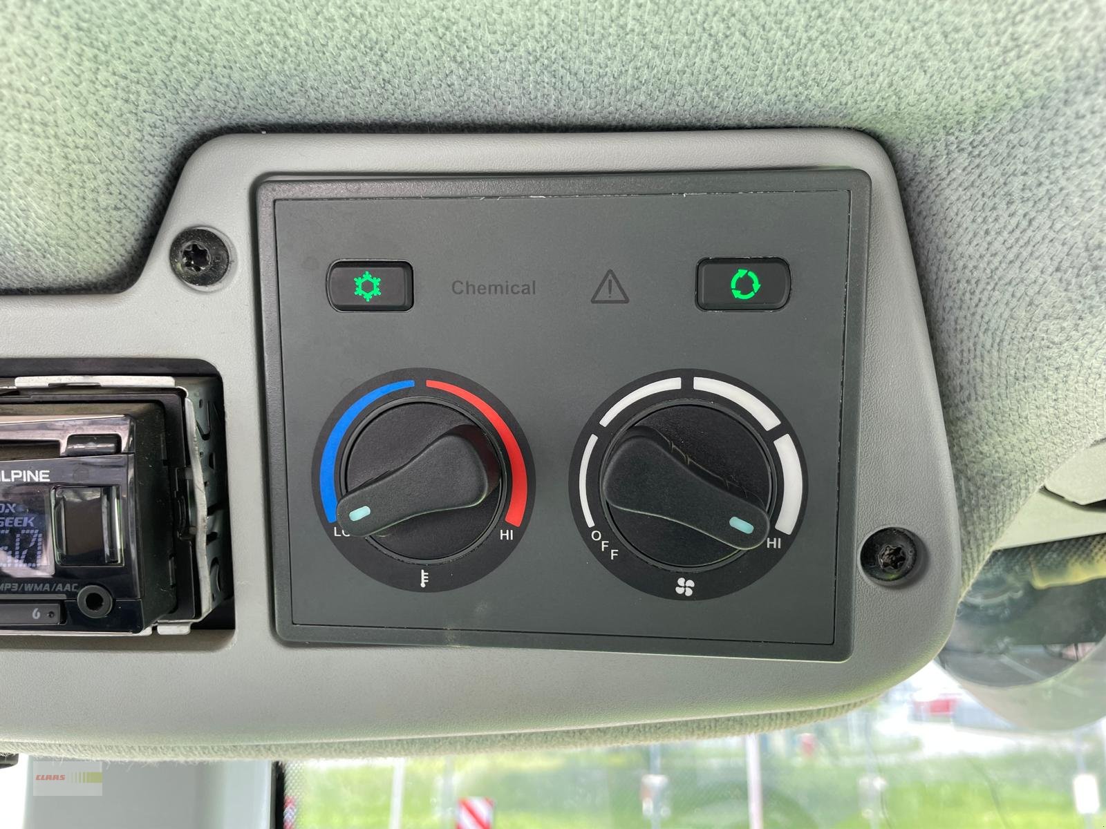 Traktor des Typs CLAAS Arion 420 CIS, Gebrauchtmaschine in Langenau (Bild 8)