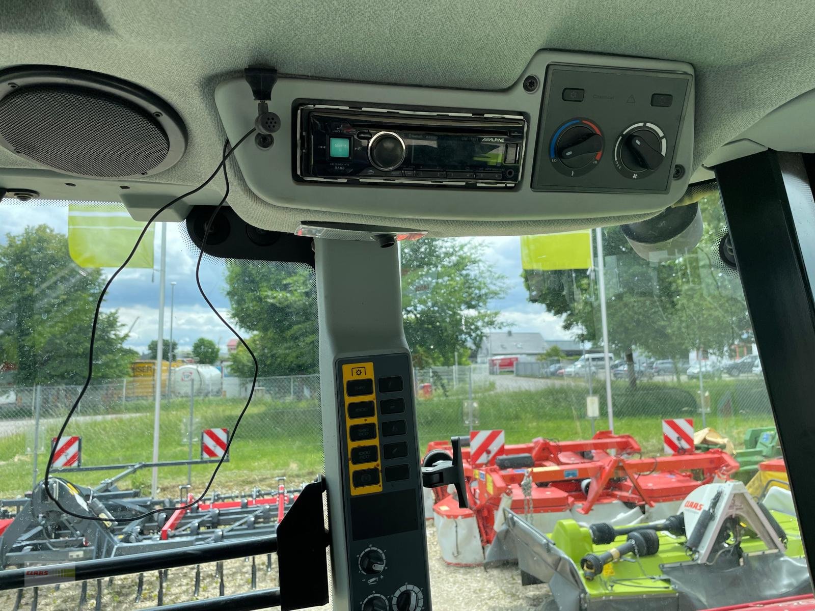 Traktor des Typs CLAAS Arion 420 CIS, Gebrauchtmaschine in Langenau (Bild 19)